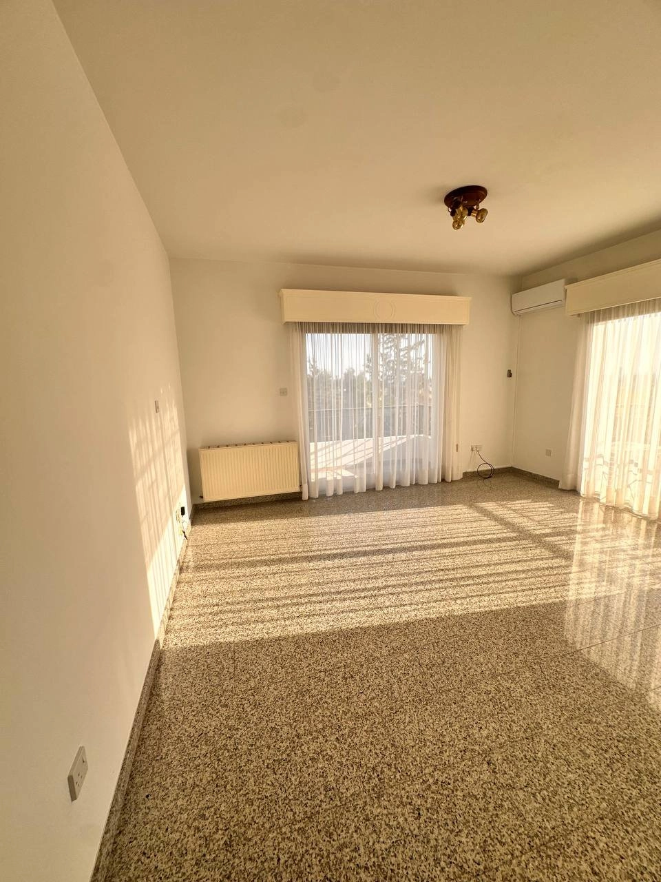 6+ Bedroom House for Rent in Potamos Germasogeias, Limassol District