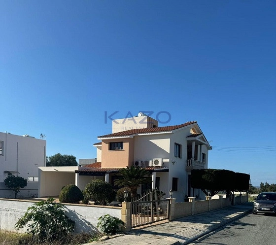5 Bedroom House for Sale in Empa, Paphos District