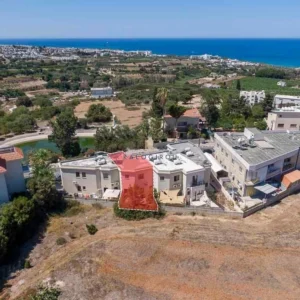 2 Bedroom House for Sale in Kissonerga, Paphos District
