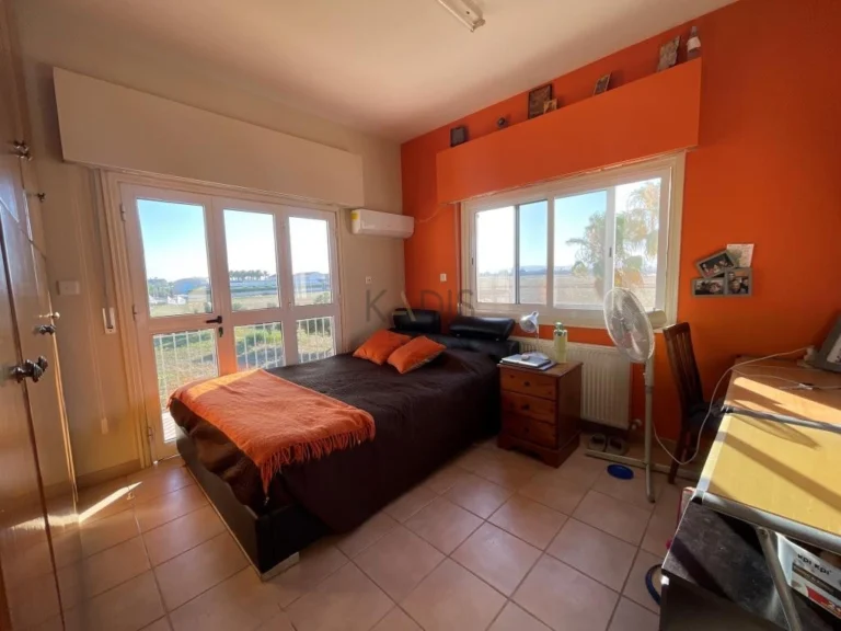 4 Bedroom House for Sale in Kiti, Larnaca District