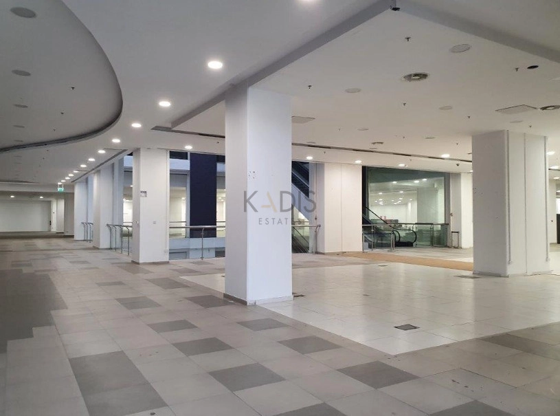 18674m² Building for Sale in Strovolos, Nicosia District