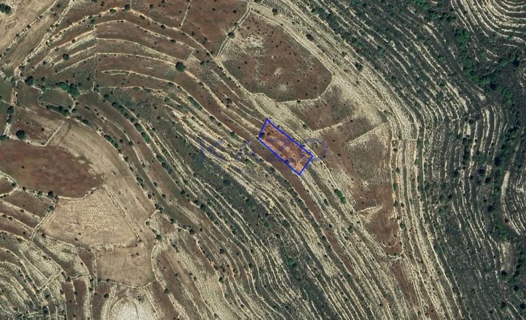 1,673m² Plot for Sale in Lofou, Limassol District