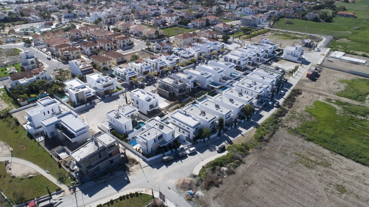 5 Bedroom House for Sale in Livadia Larnakas, Larnaca District