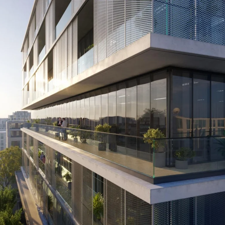 323m² Office for Sale