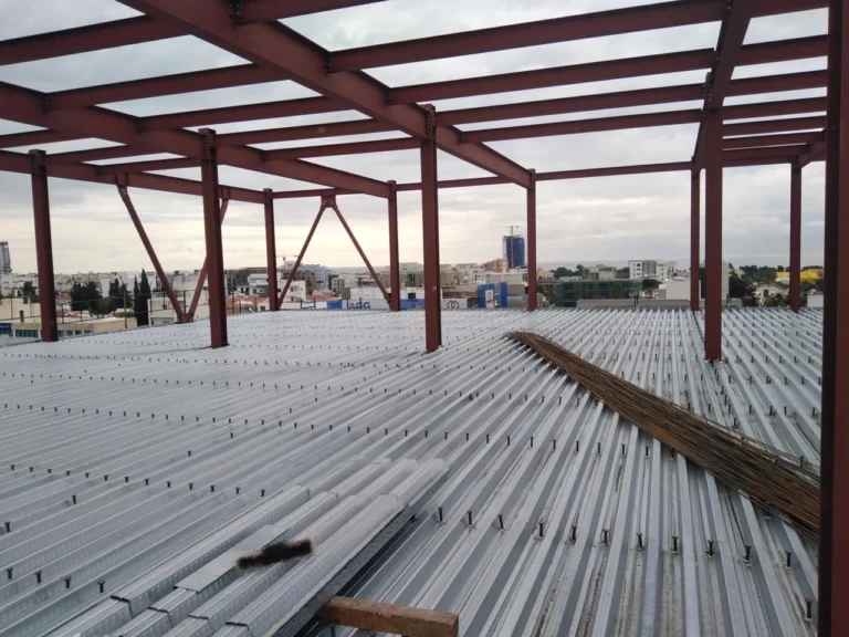 335m² Office for Rent