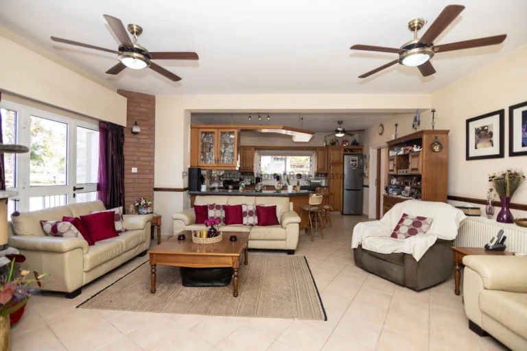 4 Bedroom House for Sale in Kiti, Larnaca District