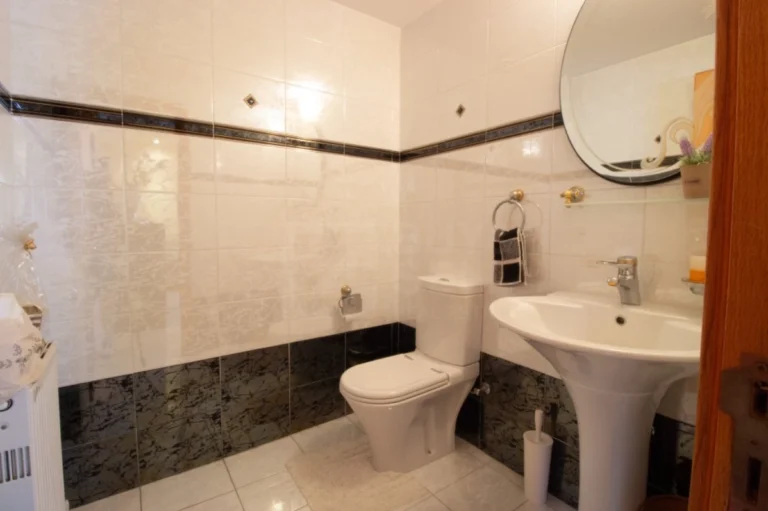 5 Bedroom House for Sale in Limassol – Agios Athanasios