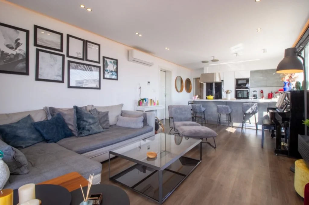 2 Bedroom Apartment for Sale in Limassol – Mesa Geitonia