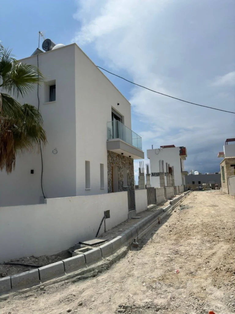 3 Bedroom House for Sale in Pentakomo, Limassol District