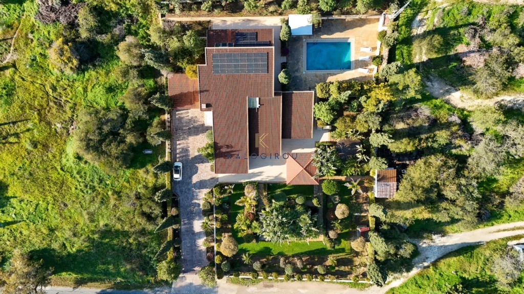 4 Bedroom House for Sale in Aradippou, Larnaca District