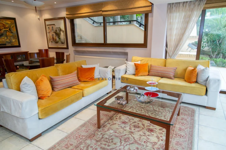 4 Bedroom House for Sale in Aradippou, Larnaca District