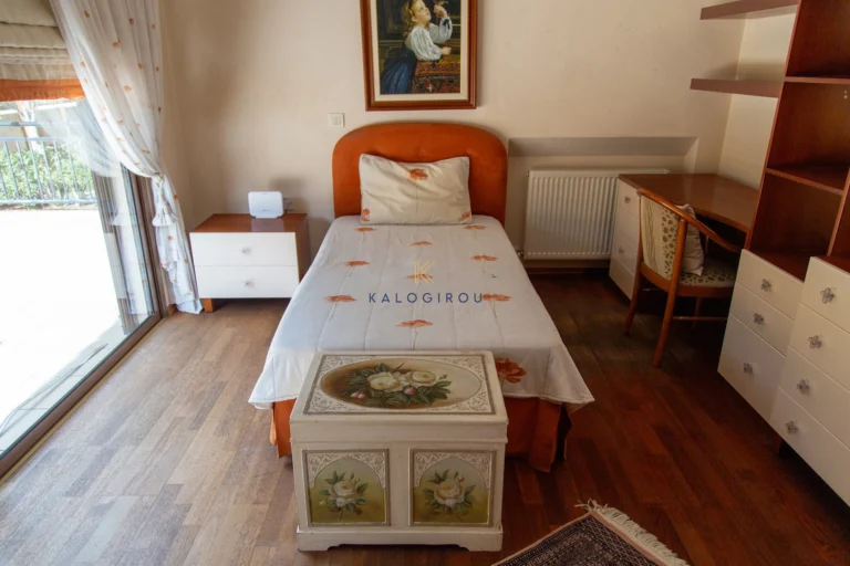 4 Bedroom House for Sale in Aradippou, Larnaca District