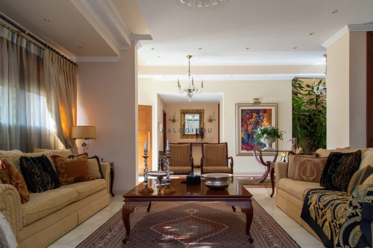 4 Bedroom House for Sale in Aradippou, Larnaca District