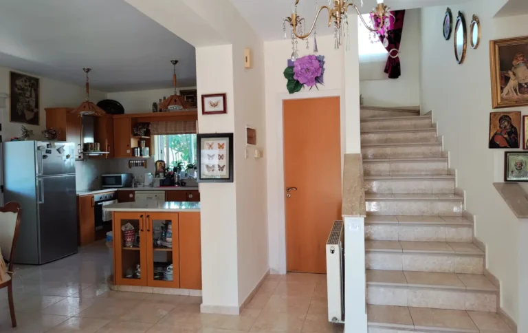 4 Bedroom House for Sale in Kato Paphos