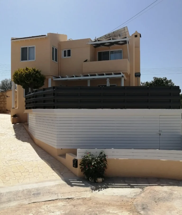 3 Bedroom House for Sale in Prodromi, Paphos District
