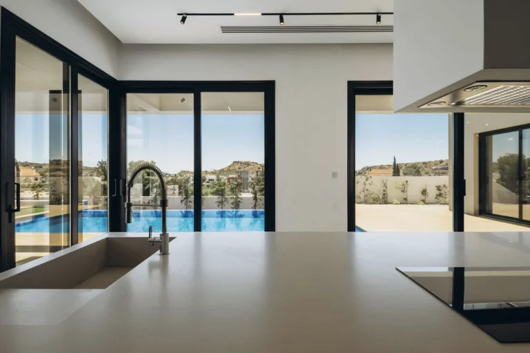 5 Bedroom House for Sale in Agios Tychonas, Limassol District