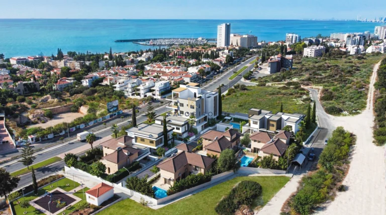 2 Bedroom House for Sale in Pyrgos Lemesou, Limassol District