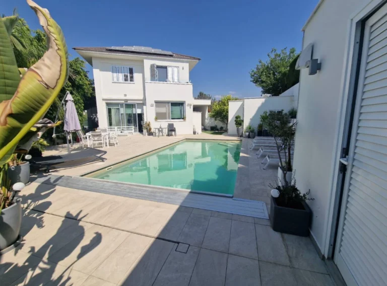 5 Bedroom House for Sale in Limassol – Agios Athanasios