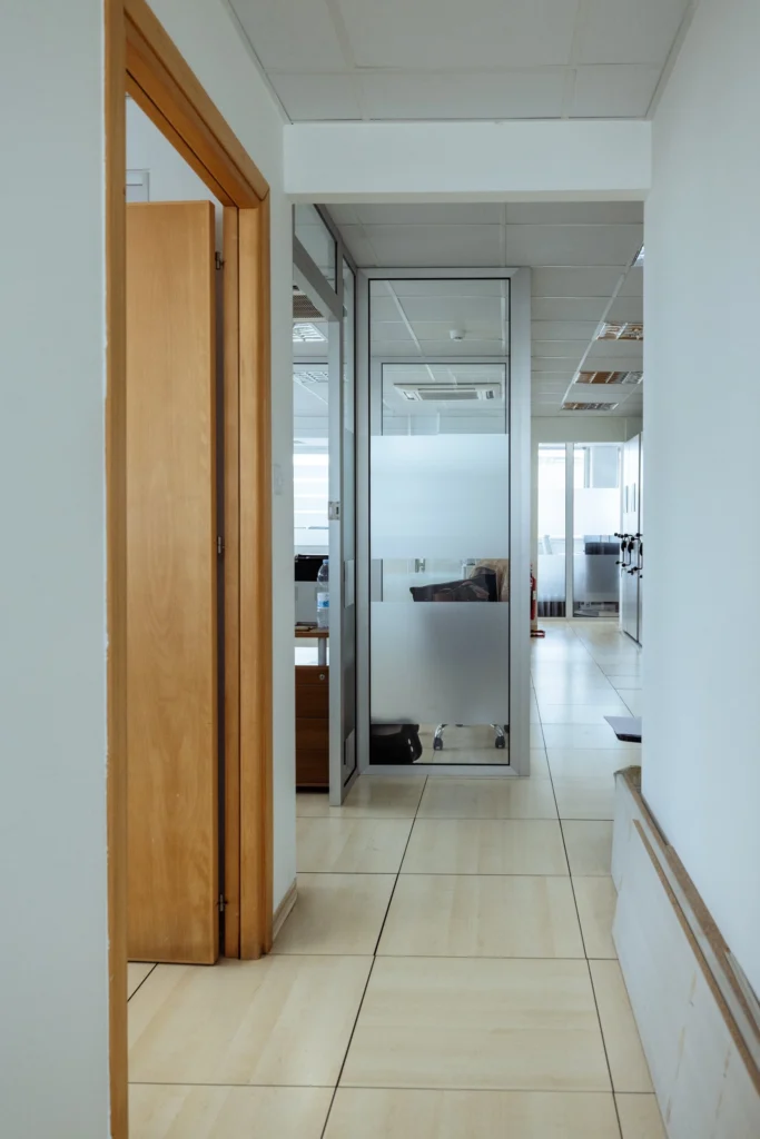 300m² Office for Rent in Larnaca – Agios Nikolaos, Limassol District