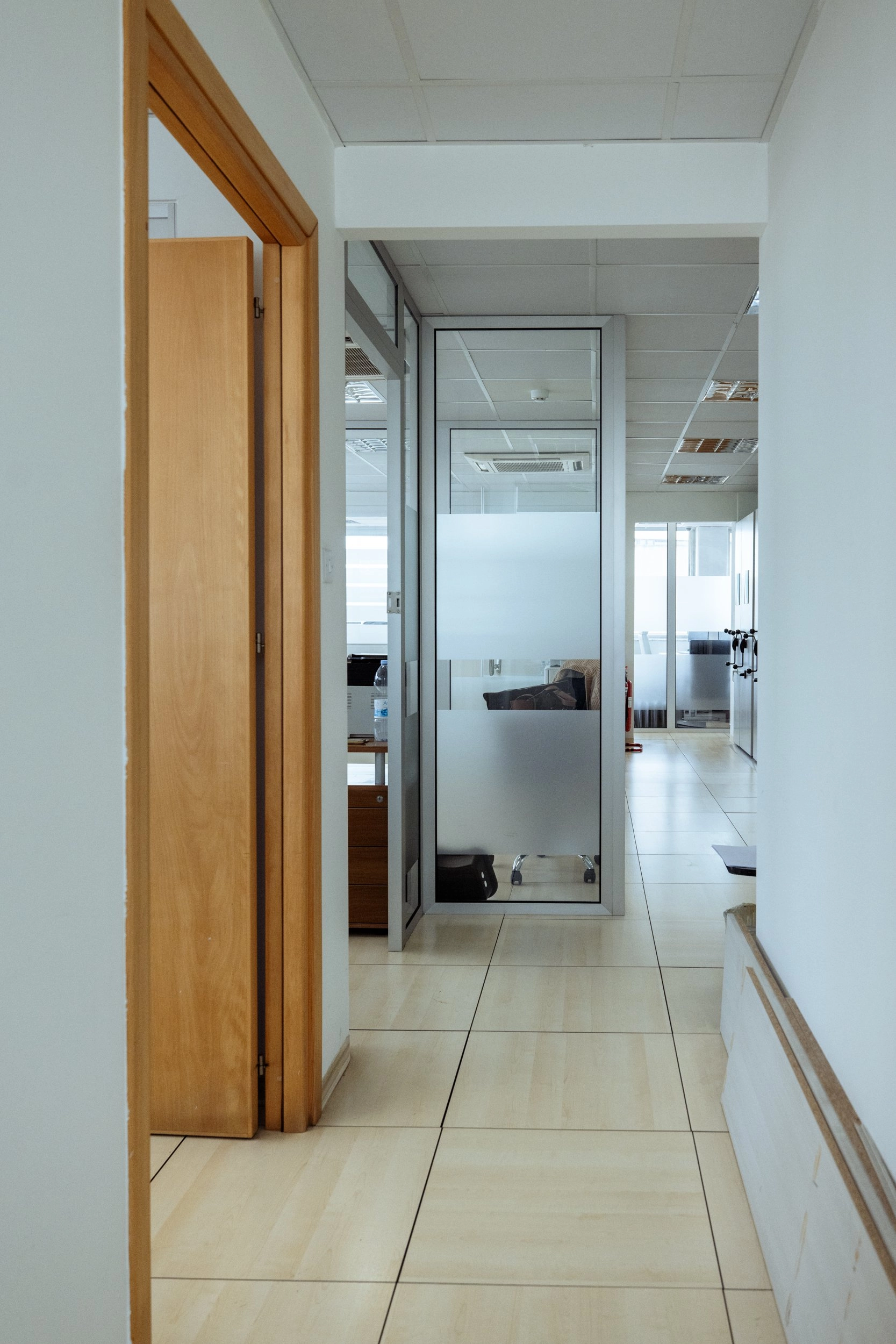 300m² Office for Rent in Larnaca – Agios Nikolaos, Limassol District