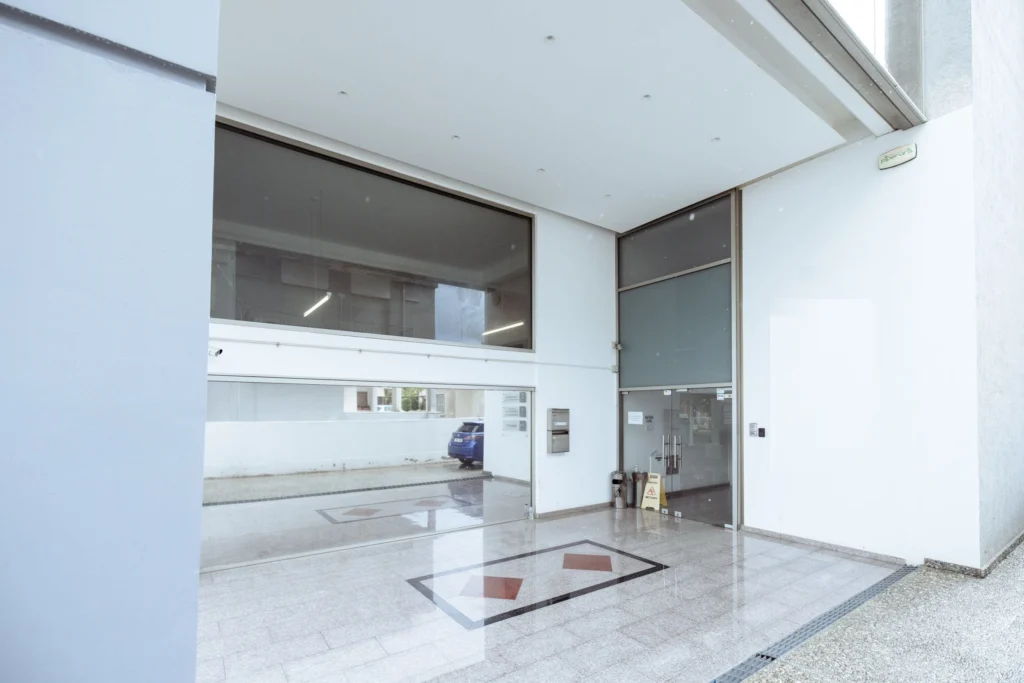 300m² Office for Rent in Larnaca – Agios Nikolaos, Limassol District
