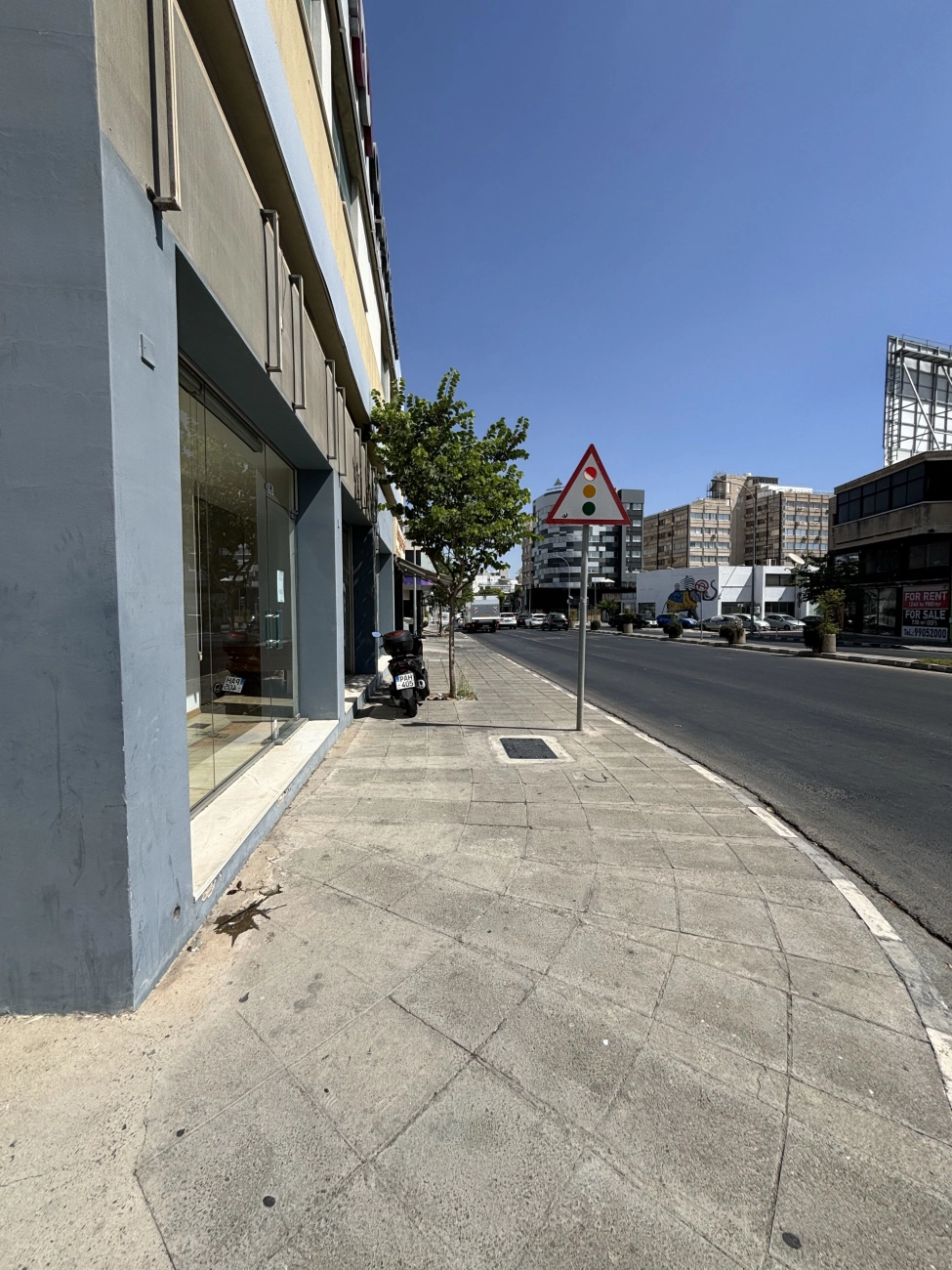 200m² Office for Rent in Limassol District
