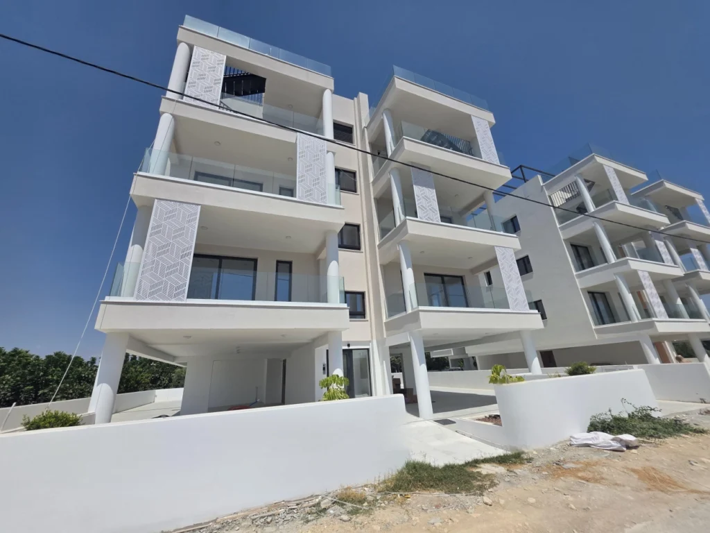 2 Bedroom Apartment for Sale in Limassol – Zakaki