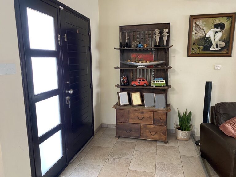 4 Bedroom House for Sale in Xylotymvou, Larnaca District