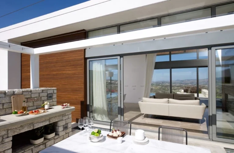 3 Bedroom House for Sale in Tsada, Paphos District