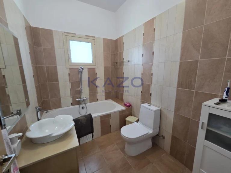 4 Bedroom House for Sale in Trachoni Lemesou, Limassol District