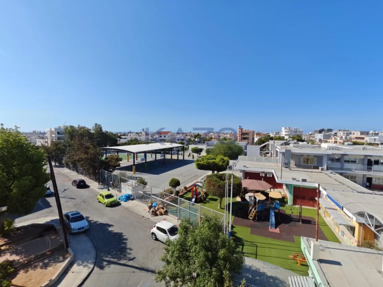 Квартира с 3 спальнями в аренду в Лимассоле – Апостолос Андреас