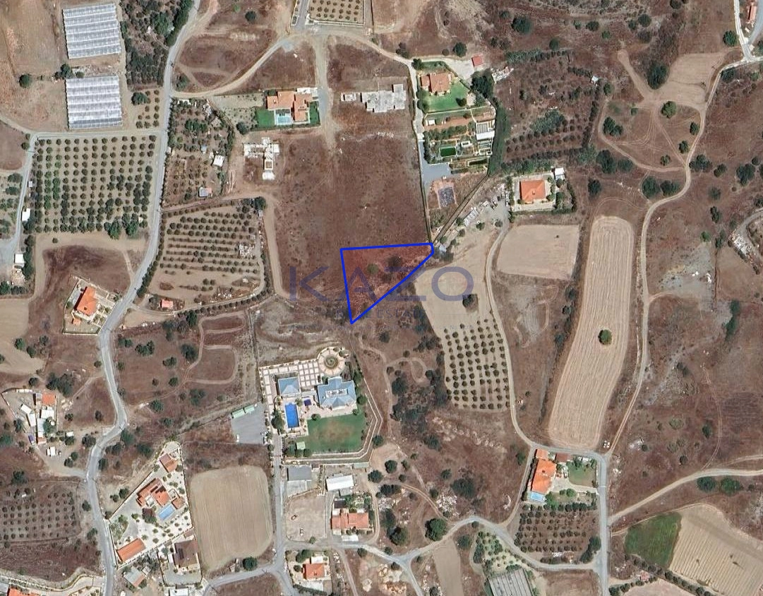 1,895m² Plot for Sale in Pyrgos Lemesou, Limassol District