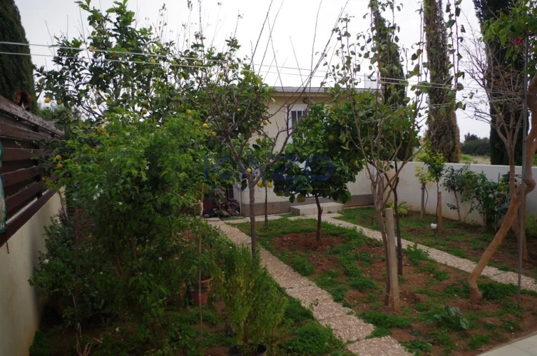 2 Bedroom House for Sale in Mouttagiaka, Limassol District