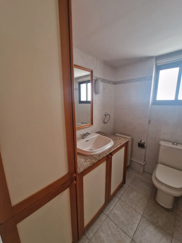 132m² Office for Rent in Limassol – Mesa Geitonia