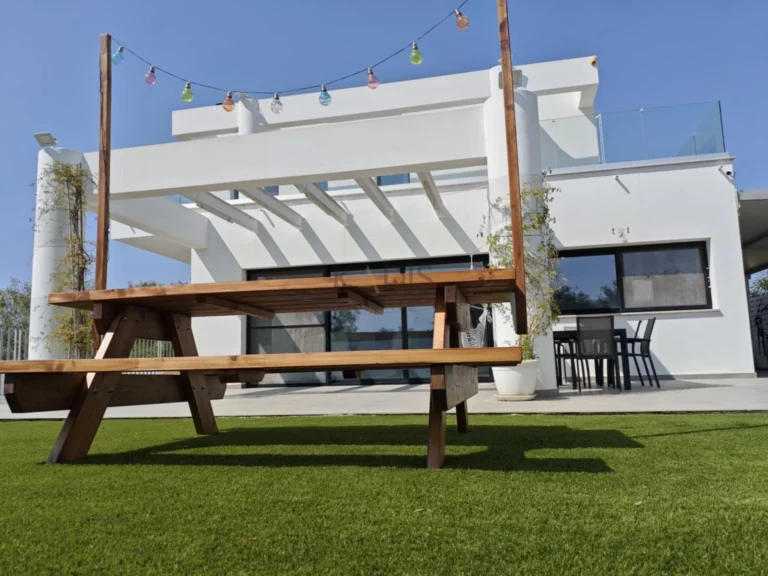 446m² Building for Sale in Latsia, Nicosia District