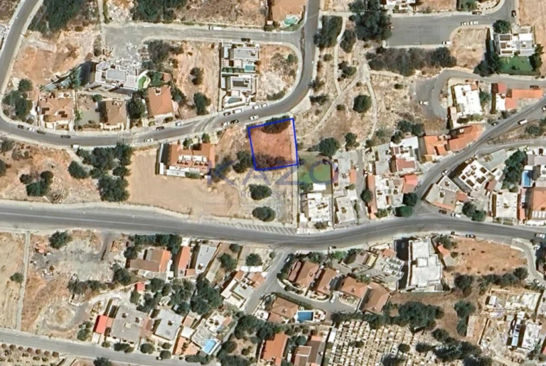 643m² Plot for Sale in Limassol District