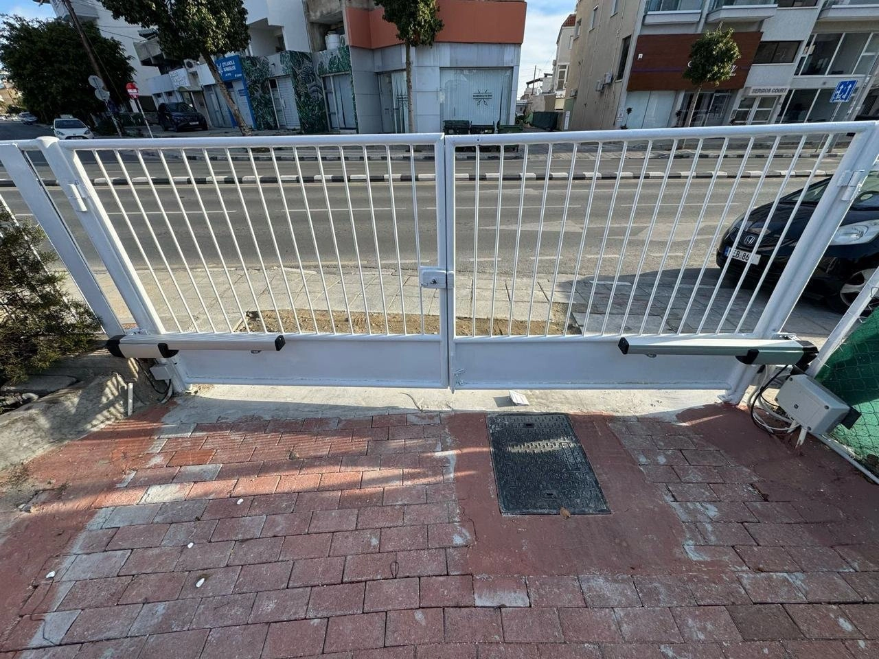 400m² Office for Rent in Limassol District