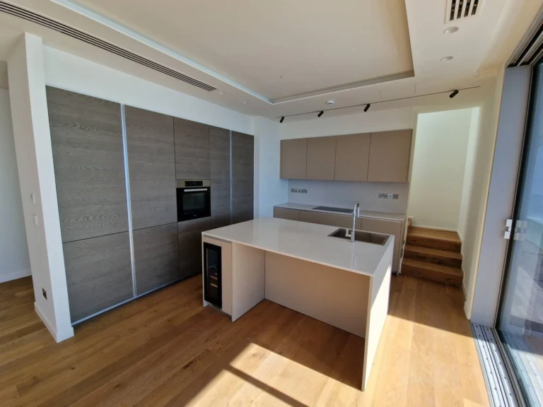 4 Bedroom Apartment for Sale in Agios Tychonas, Limassol District