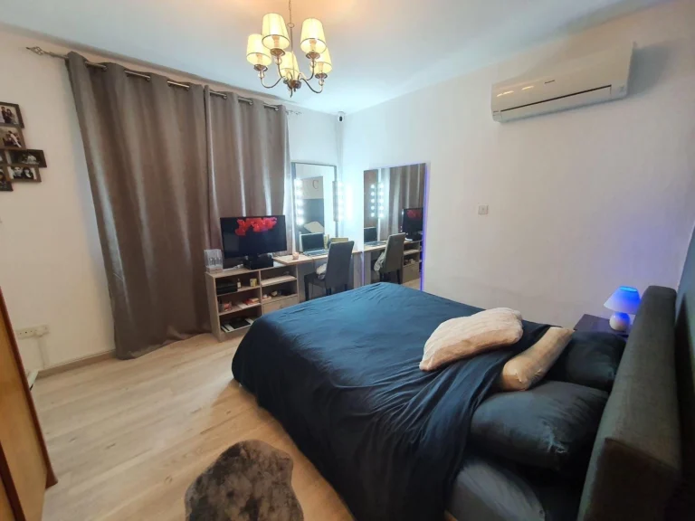 Cheap Apartments for Sale Paphos up to 200000 euro