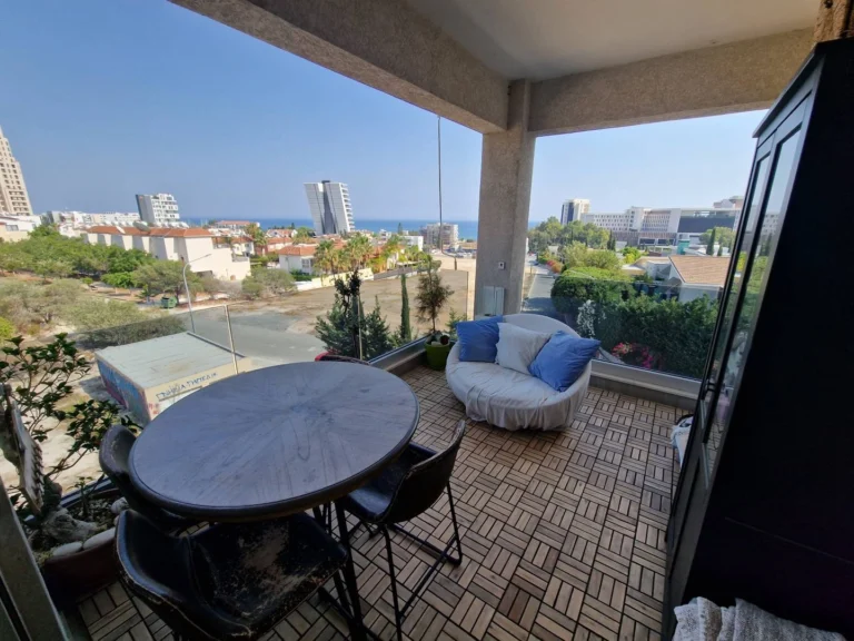 2 Bedroom Apartment for Sale in Agios Tychonas, Limassol District