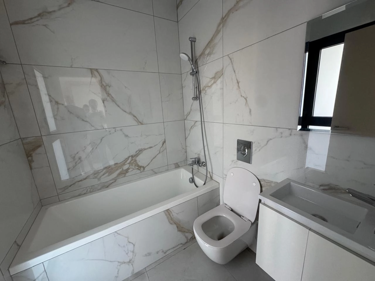 1 Bedroom Apartment for Sale in Germasogeia, Limassol District