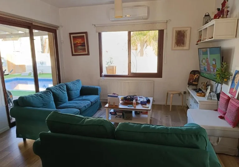 3 Bedroom House for Sale in Moni, Limassol District