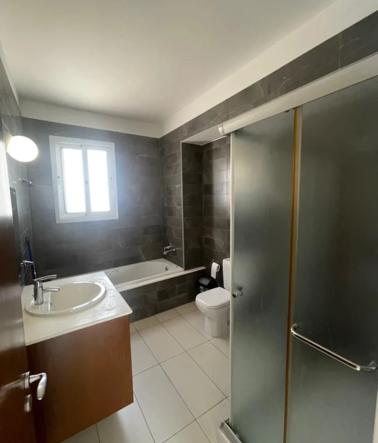 4 Bedroom House for Rent in Oroklini, Larnaca District