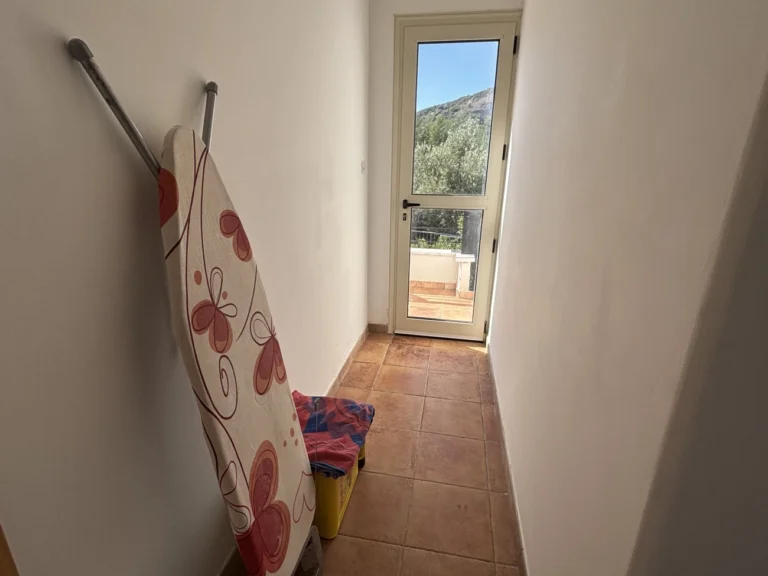 3 Bedroom House for Sale in Pera Pedi, Limassol District