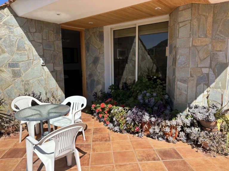 3 Bedroom House for Sale in Pera Pedi, Limassol District