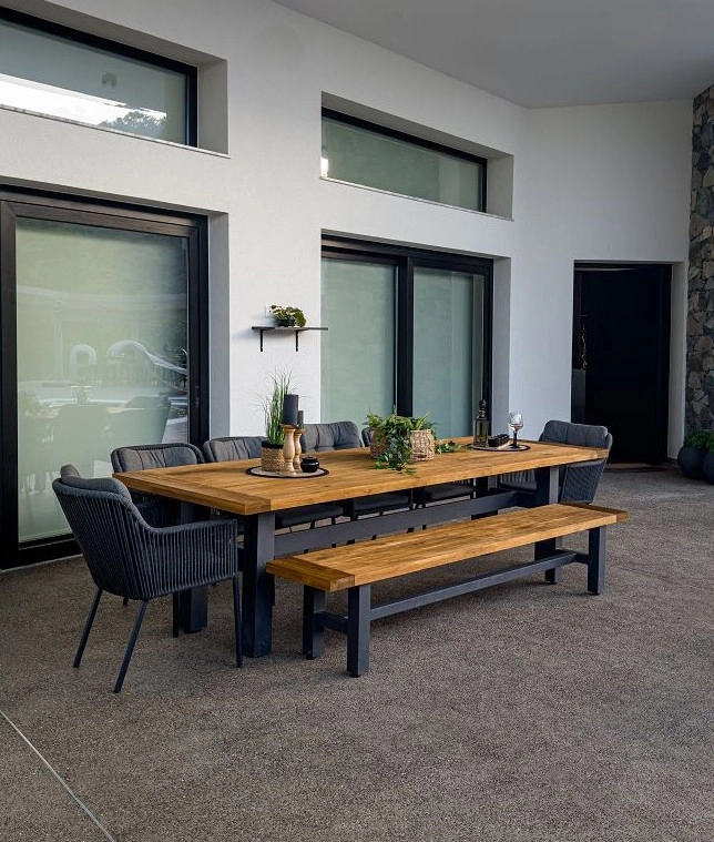 6+ Bedroom House for Sale in Louvaras, Limassol District
