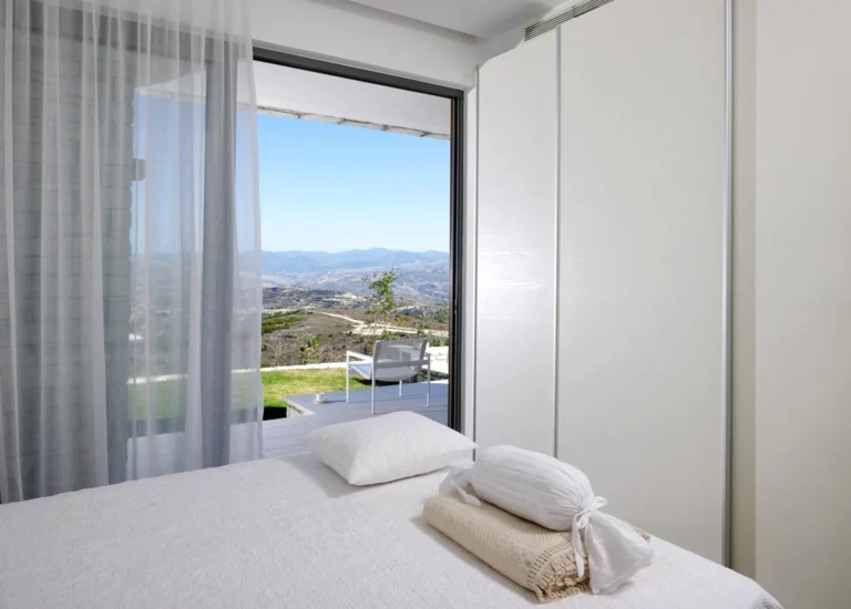 4 Bedroom House for Sale in Tsada, Paphos District