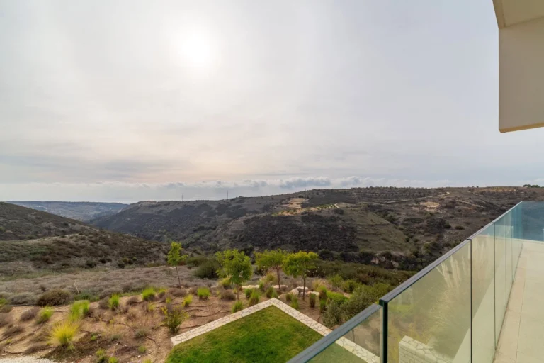 4 Bedroom House for Sale in Tsada, Paphos District