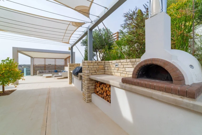 4 Bedroom House for Sale in Tsada, Paphos District