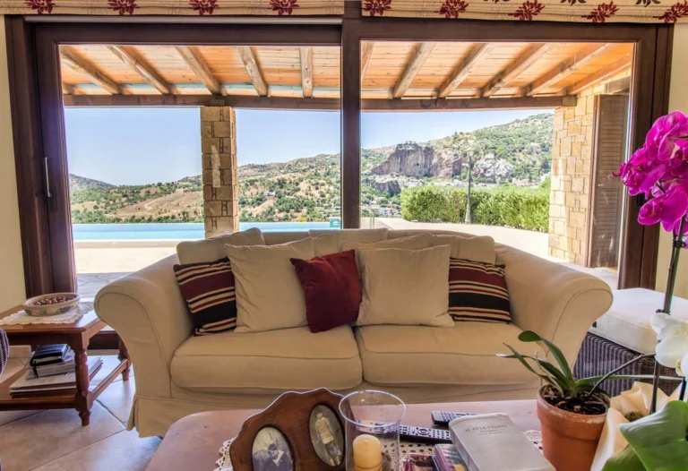 4 Bedroom House for Sale in Episkopi, Paphos District